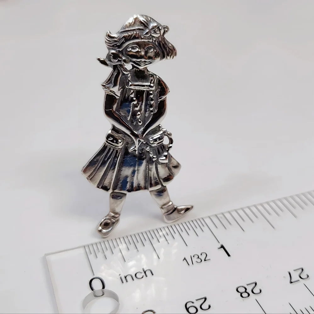Vintage Sterling Silver Mary Engelbreit Cute Girl Brooch Pin